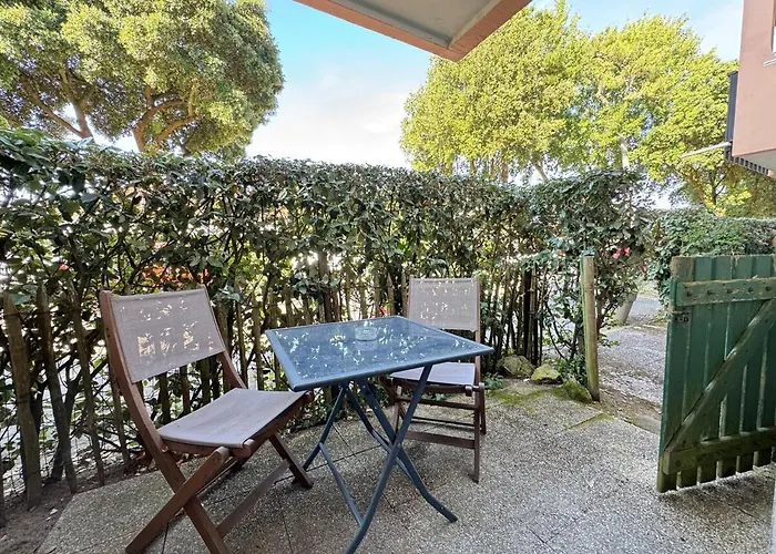 Les Muleaux - Wifi, Tv, Piscine De 아파트